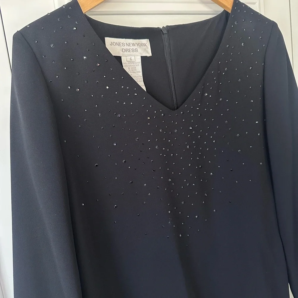 Jones New York Black Rhinestone Cocktail Dress, Size 6 - Picture 2 of 7